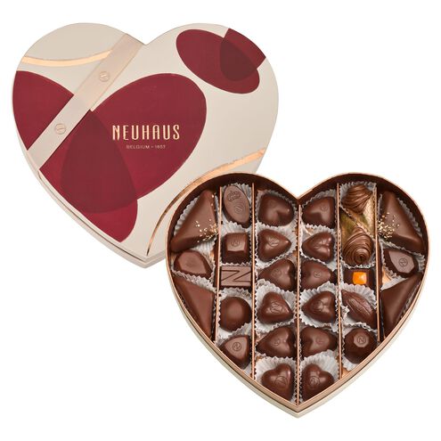Valentine Medium Heart Box Milk image number 01