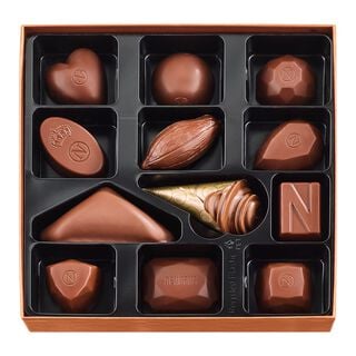Coffret Neuhaus Collection Lait Small &ndash; F&ecirc;te des M&egrave;res